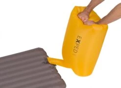 Exped MegaMat Lite 12 LXW Slaapmat Rood -Kampeerwereld 68707 exped megamat lite 12 lxw slaapmat