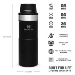 Stanley The Trigger-Action Travel Mug 0.35L Zwart -Kampeerwereld 82051 stanley the trigger action travel mug 035l