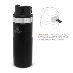 Stanley The Trigger-Action Travel Mug 0,47L Zwart -Kampeerwereld 82062 stanley the trigger action travel mug 047l