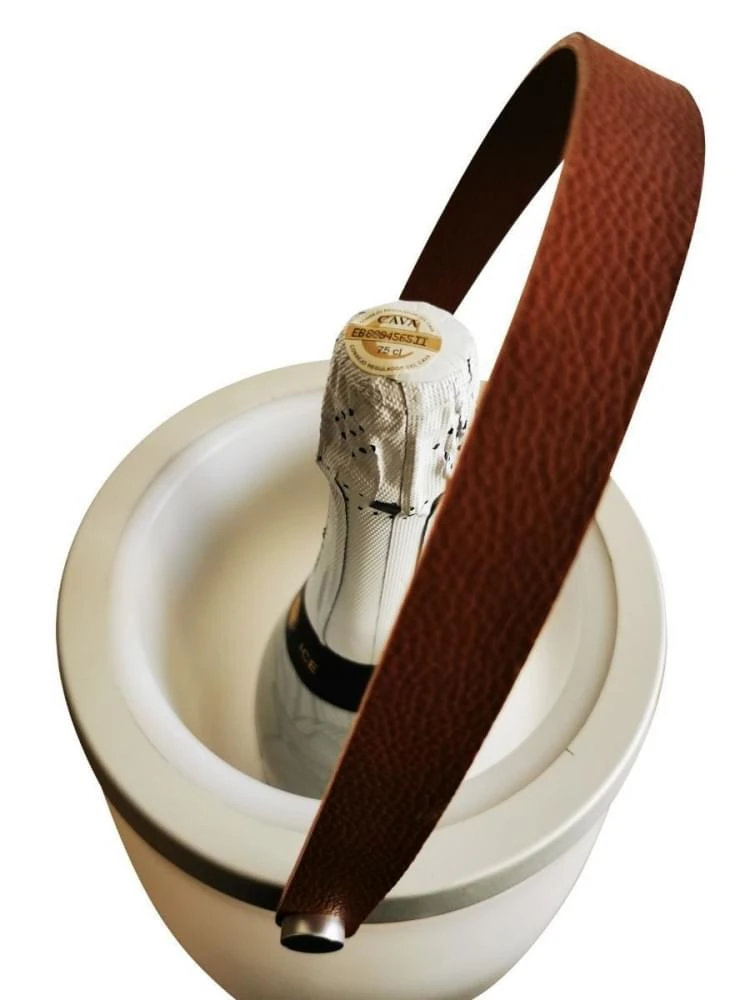 Human Comfort Wijnkoeler Fenne Plus (speaker) Bruin 4 Human Comfort Wijnkoeler Fenne Plus (speaker) Bruin - Afbeelding 4