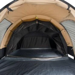 Safarica Blackhawk 220 TC / 3 Persoons Tent Beige -Kampeerwereld 97924 safarica blackhawk 220 tc 3 persoons tent